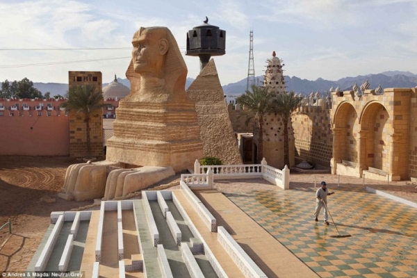 Египетские курорты превращаются в «города-призраки»