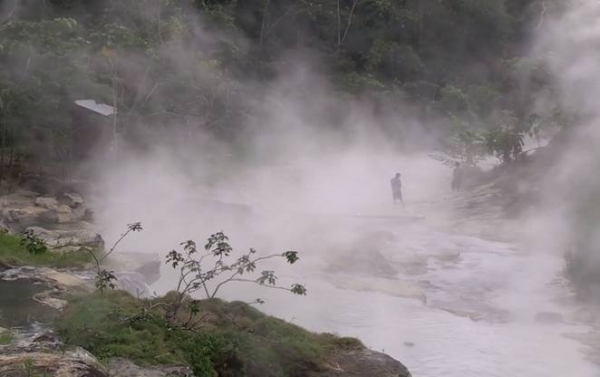 В джунглях Амазонки нашли уникальную кипящую реку